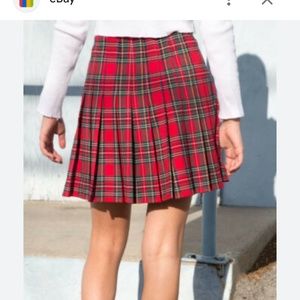 brandy melville pleated plaid skirt